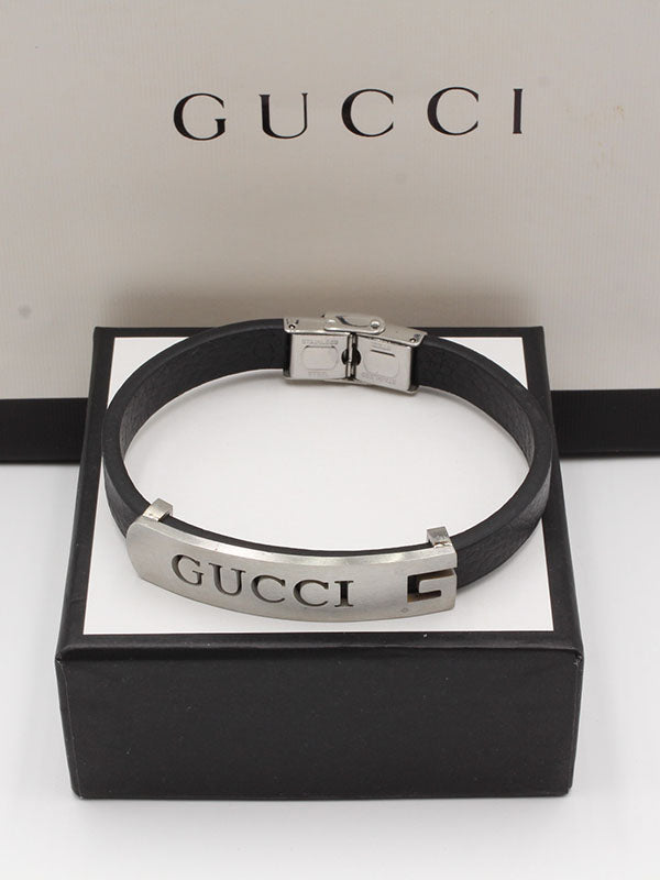 اساور قوتشي جلد فضية رجالية اسواره gucci