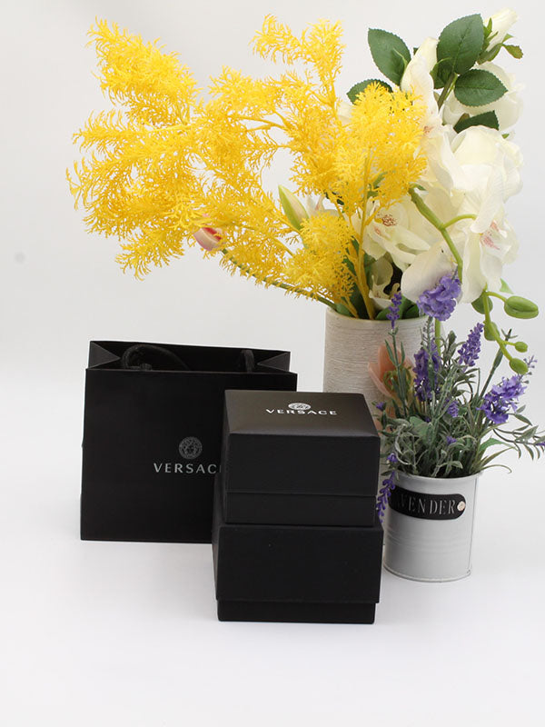 ملحقات فيرساتشي الاصلية هدايا versace