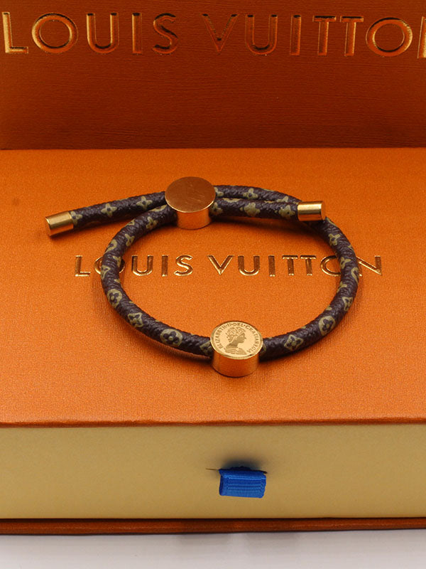 اسواره لويس فيتون ليذر لوقو اسواره louis vuitton
