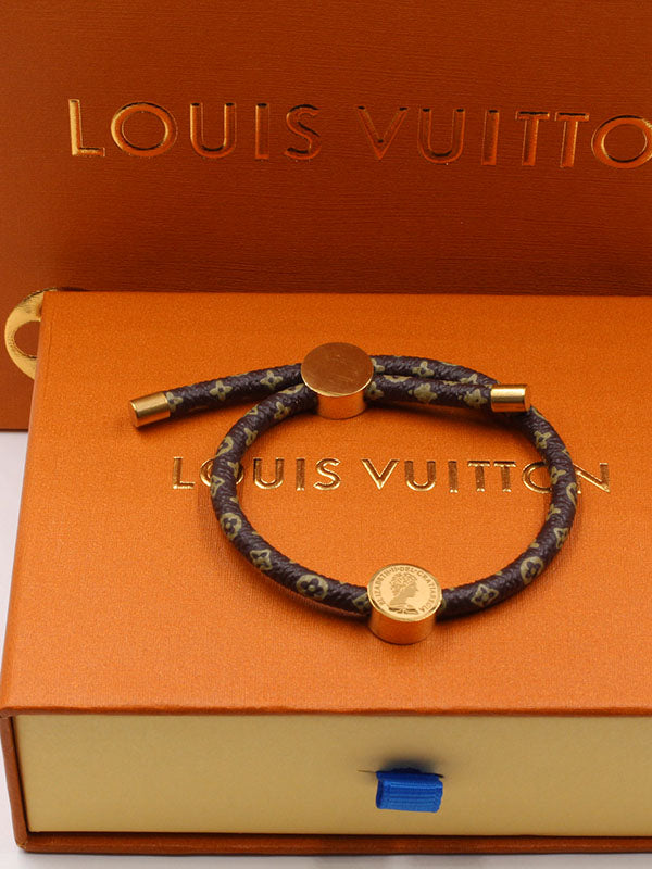 اسواره لويس فيتون ليذر لوقو اسواره louis vuitton