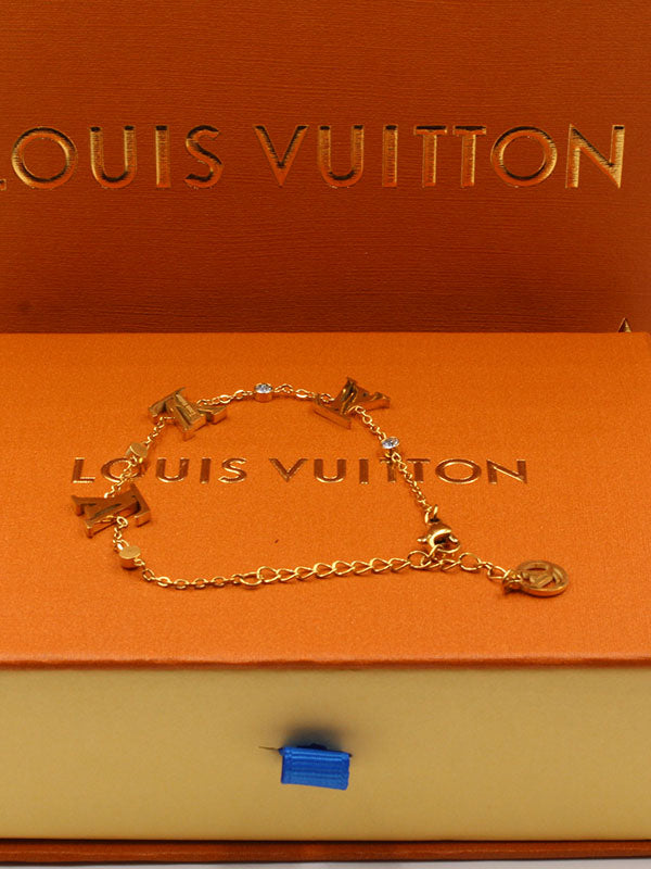 اسواره لويس فيتون بنتدنت لوقو ذهبي اسواره louis vuitton