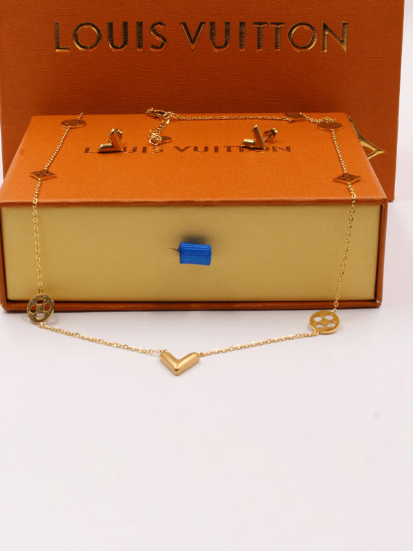 طقم لويس فيتون طويل اطقم louis vuitton