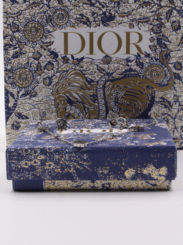 طقم ديور 2 قطع اطقم dior