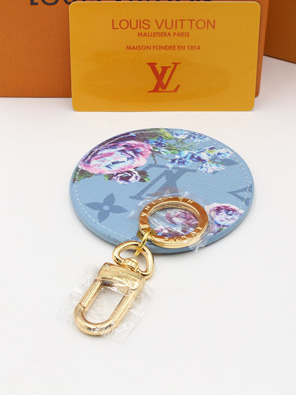 ميدالية لويس فيتون سماوي لوقو جلد ميدالية louis vuitton