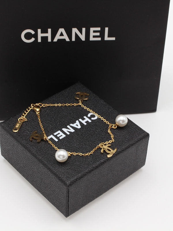 اسوارة شانيل لولو بيرل لوقو اسواره chanel