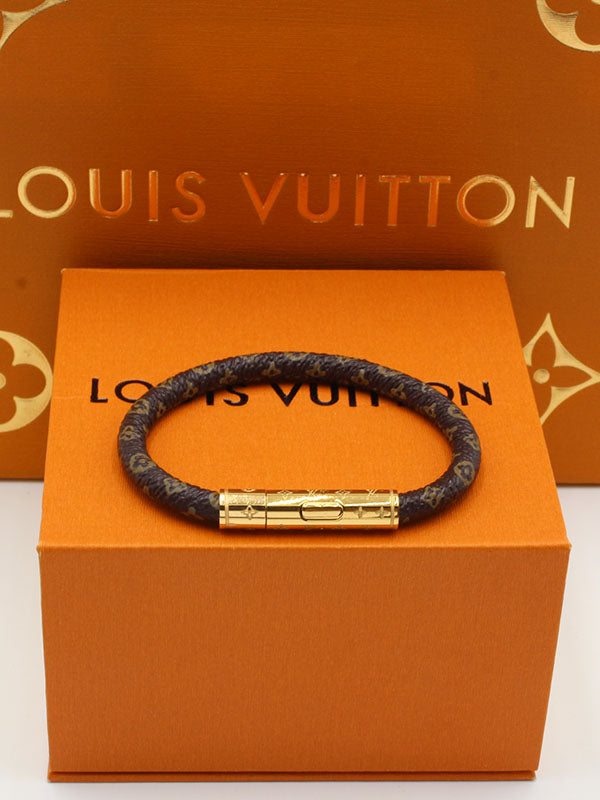 اسواره لويس فيتون ليذر براون اسواره louis vuitton