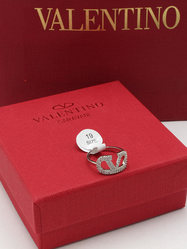 خاتم فالنتينو زركون وسط خواتم VALENTINO