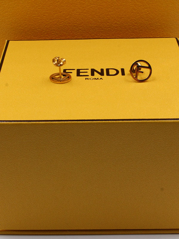 حلق فندي لوقو ذهبي صغير حلق fendi