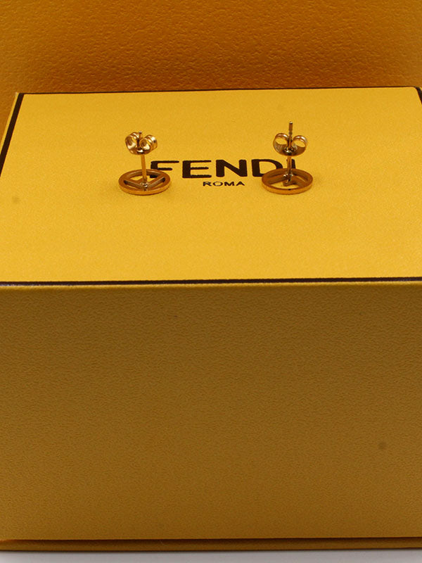 حلق فندي لوقو ذهبي صغير حلق fendi