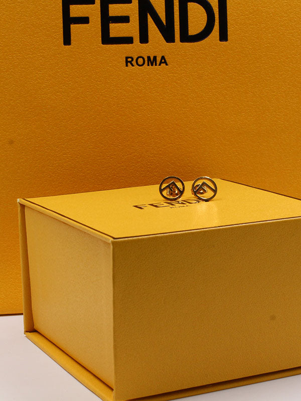 حلق فندي لوقو ذهبي صغير حلق fendi
