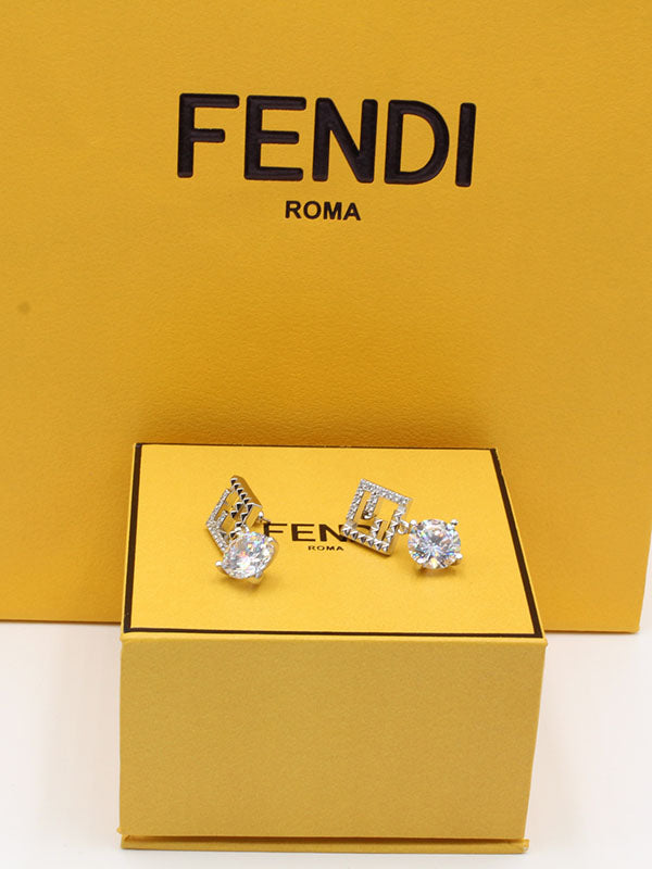 حلق فندي زركون سكوير ستون حلق fendi