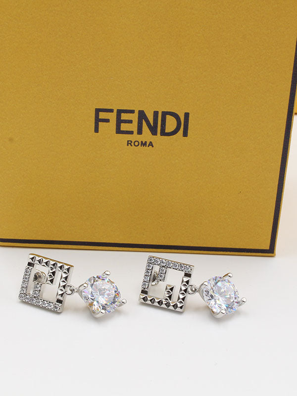 حلق فندي زركون سكوير ستون حلق fendi فضي