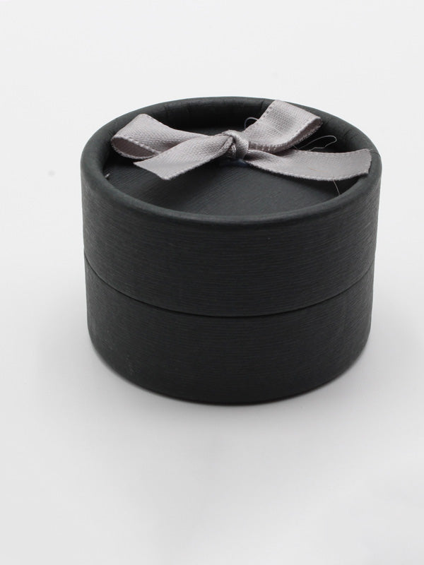 علبة هدية فيونكة هدايا متوفر 2 لون اسود