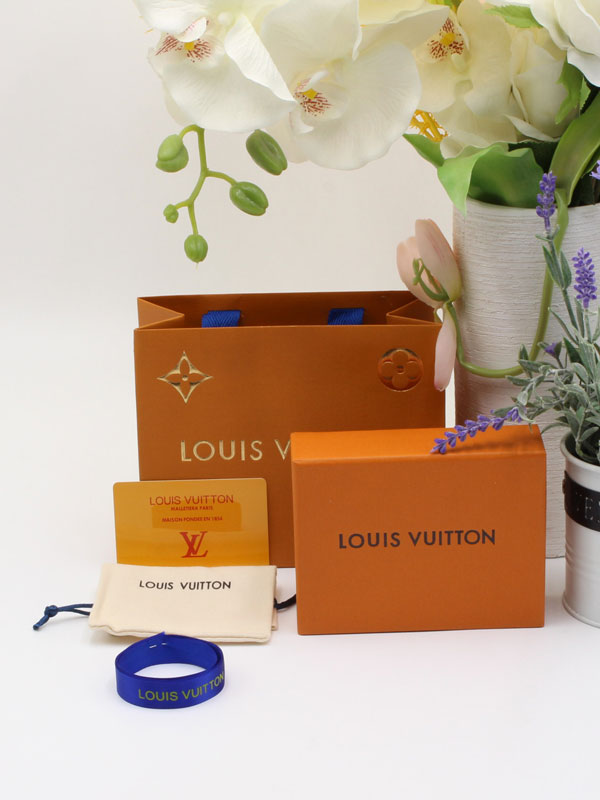 ملحقات لويس فيتون الاصـلية هدايا louis vuitton