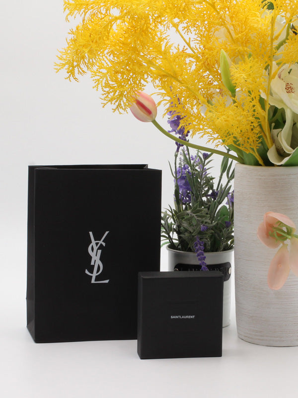 ملحقات ايف سان لوران هدايا ysl