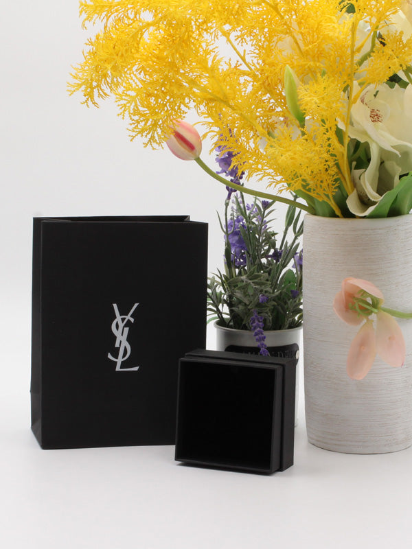 ملحقات ايف سان لوران هدايا ysl