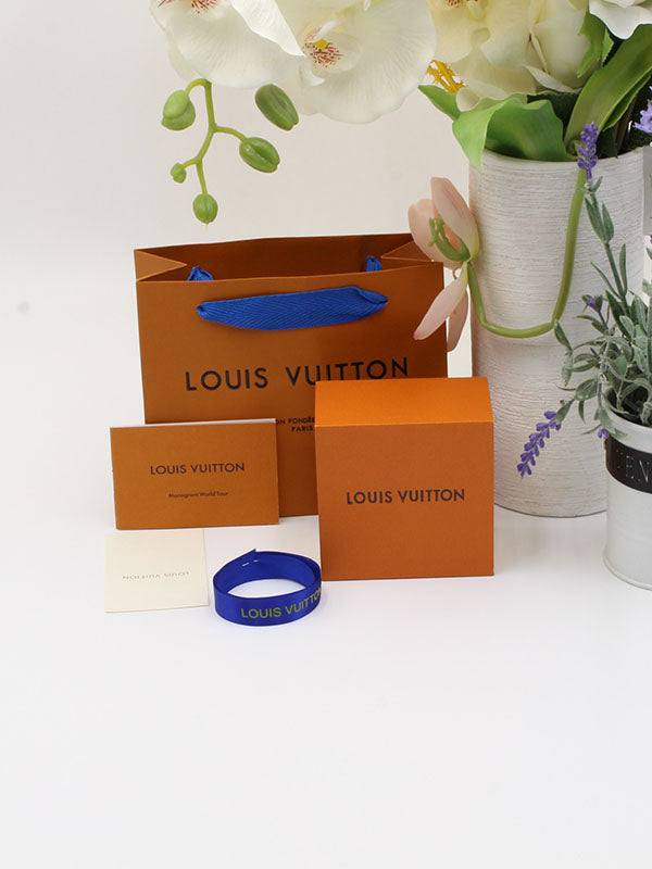 ملحقات لويس فيتون للاطقم سكوير بلاك لوقو هدايا louis vuitton