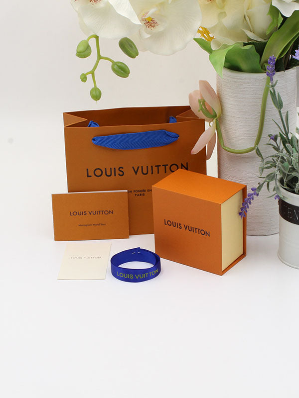 ملحقات لويس فيتون للاطقم سكوير بلاك لوقو هدايا louis vuitton