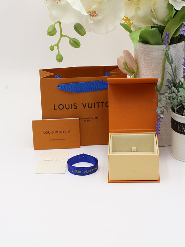 ملحقات لويس فيتون للاطقم سكوير بلاك لوقو هدايا louis vuitton