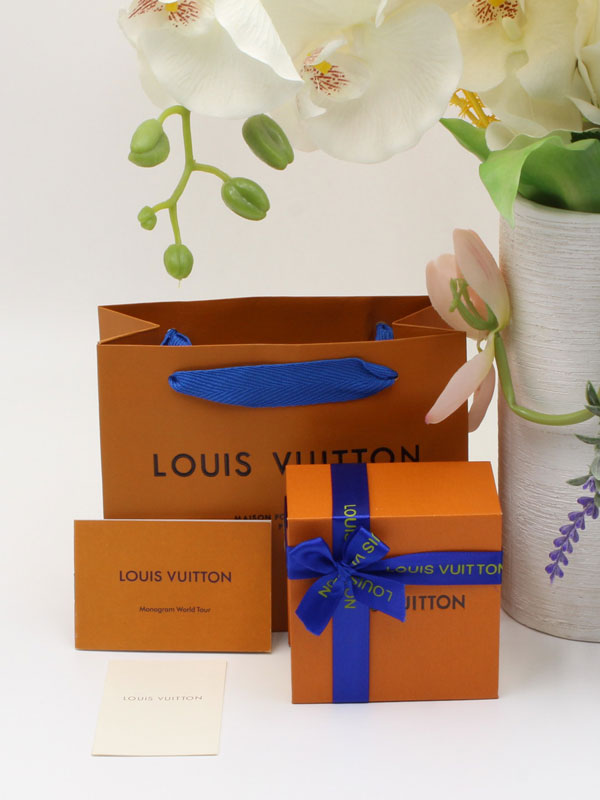 ملحقات لويس فيتون للاطقم سكوير بلاك لوقو هدايا louis vuitton