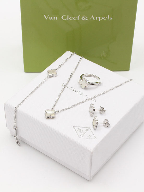 طقم فان كليف ناعم اسواره وردة اطقم van cleef ابيض فضي 6