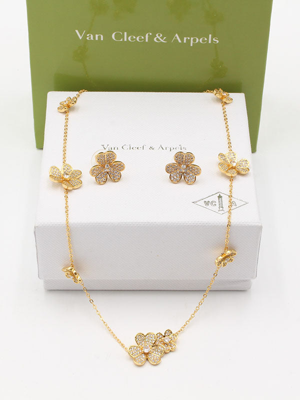 طقم فان كليف تشوكر وردات زركون اطقم van cleef