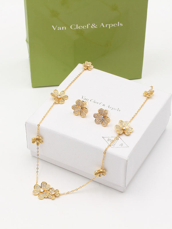 طقم فان كليف تشوكر وردات زركون اطقم van cleef