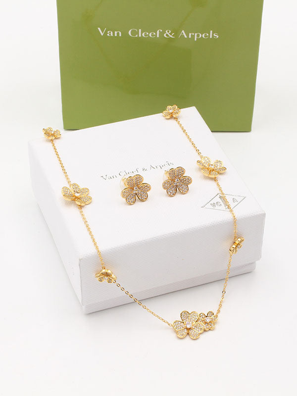 طقم فان كليف تشوكر وردات زركون اطقم van cleef