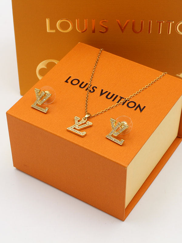 طقم لويس فيتون زركون لوقو نص طقم اطقم louis vuitton ذهبي