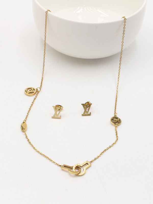 طقم لويس فيتون ميتال الجديد نص طقم اطقم louis vuitton ذهبي