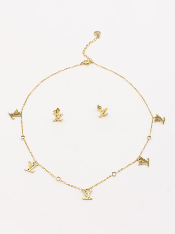 طقم لويس فيتون زركون تشوكر نص طقم اطقم new