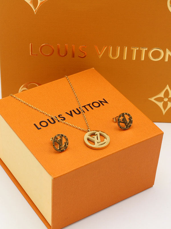 طقم لويس فيتون نص طقم ميتال اطقم louis vuitton