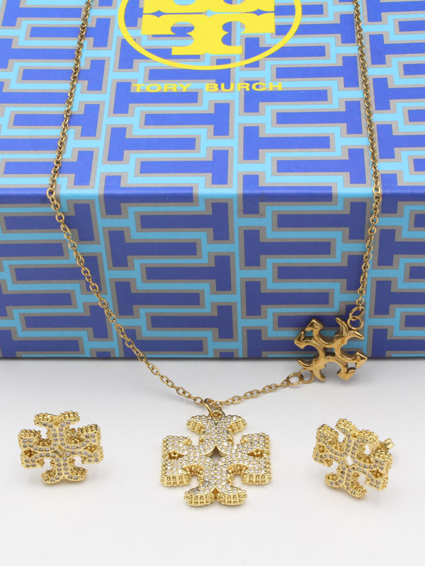 طقم توري بورش زركون ذهبي لوقو اطقم tory burch