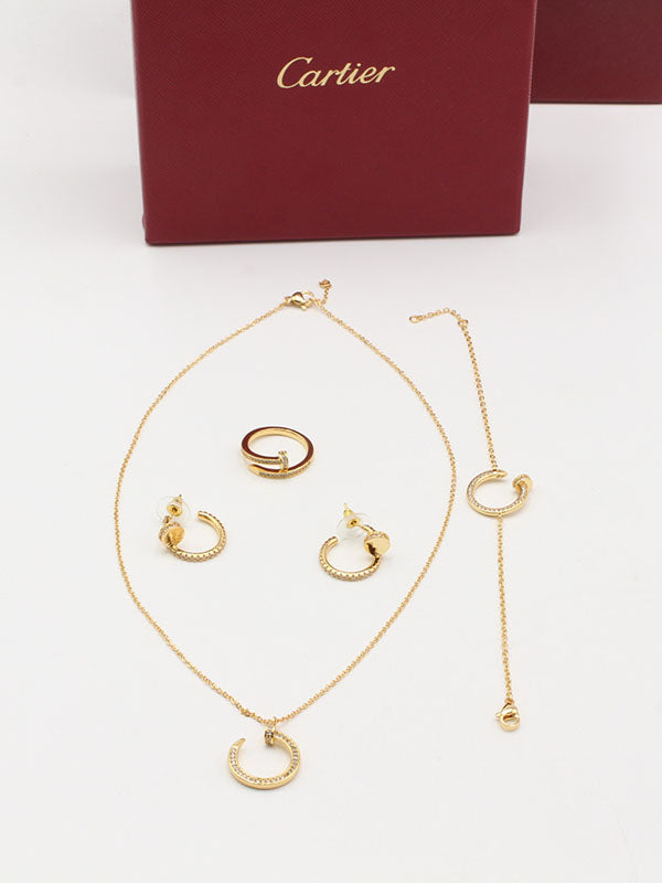 طقم كارتير تايقر 4 قطع مسمار اطقم CARTIER ذهبي