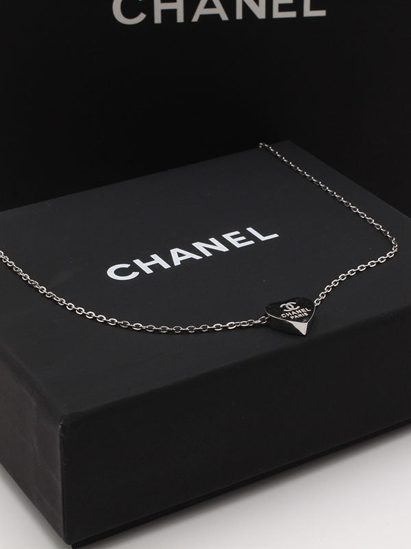 سلسال شانيل هارت ناعم سلسال chanel