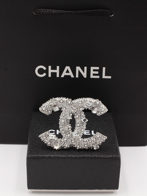 بروشات شانيل ملتي ستون بروش chanel فضي