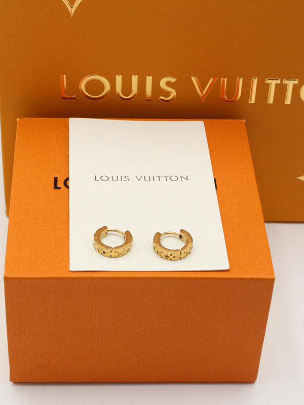 حلق لويس فيتون نيو لوقو مدور صغير حلق louis vuitton ذهبي