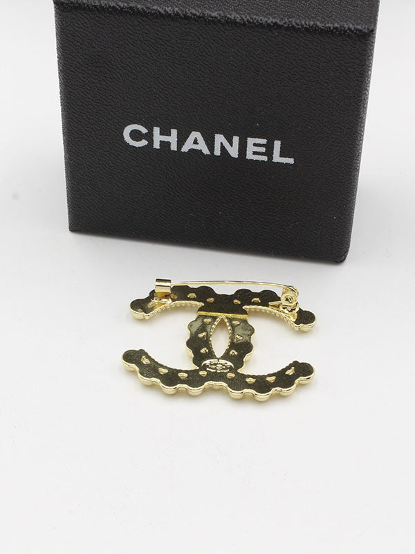 بروشات شانيل ميتال بروش chanel