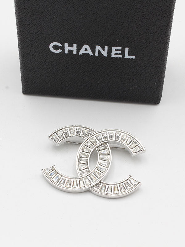 بروشات شانيل كيوبك بروش chanel