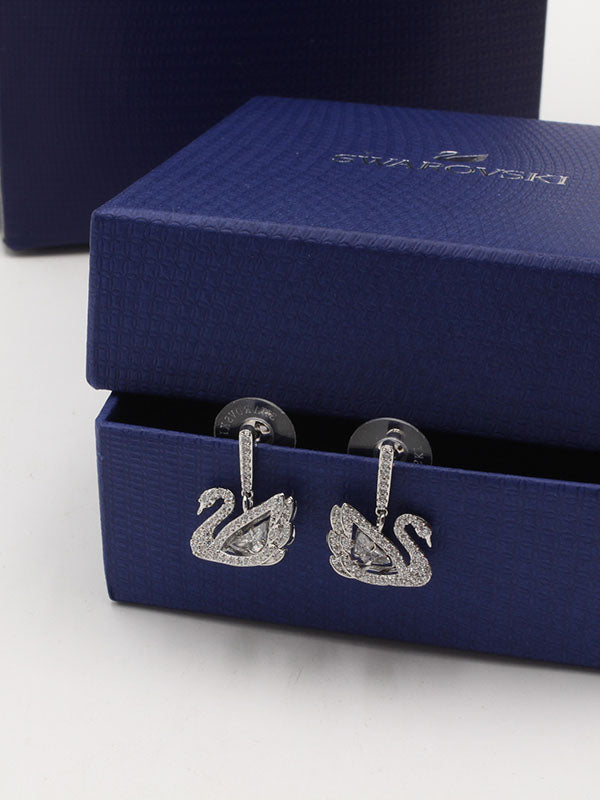 حلق سواروفسكي سوان فضي لوقو زركون حلق Swarovski