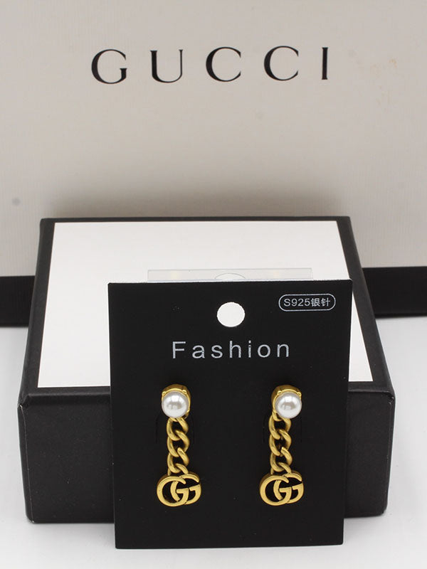 حلق قوتشي لوقو بيرل حلق gucci