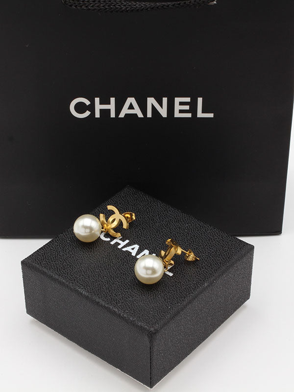 حلق شانيل لولو قولد حلق chanel