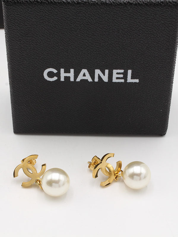 حلق شانيل لولو قولد حلق chanel