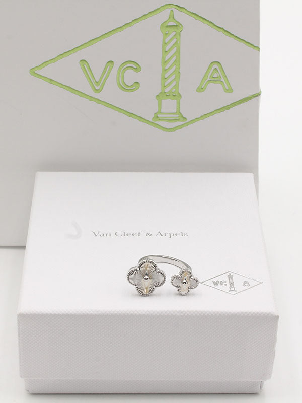 خاتم فان كليف وردتين حجر ملون خواتم van cleef