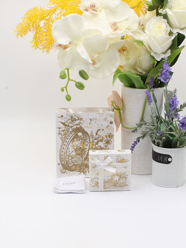 ملحقات ديور الاصلية ذهبي