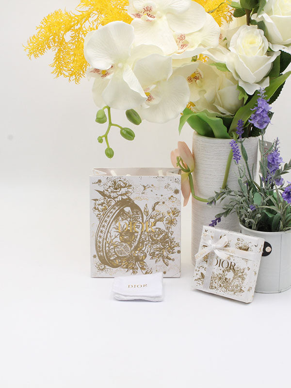 ملحقات ديور الاصلية ذهبي