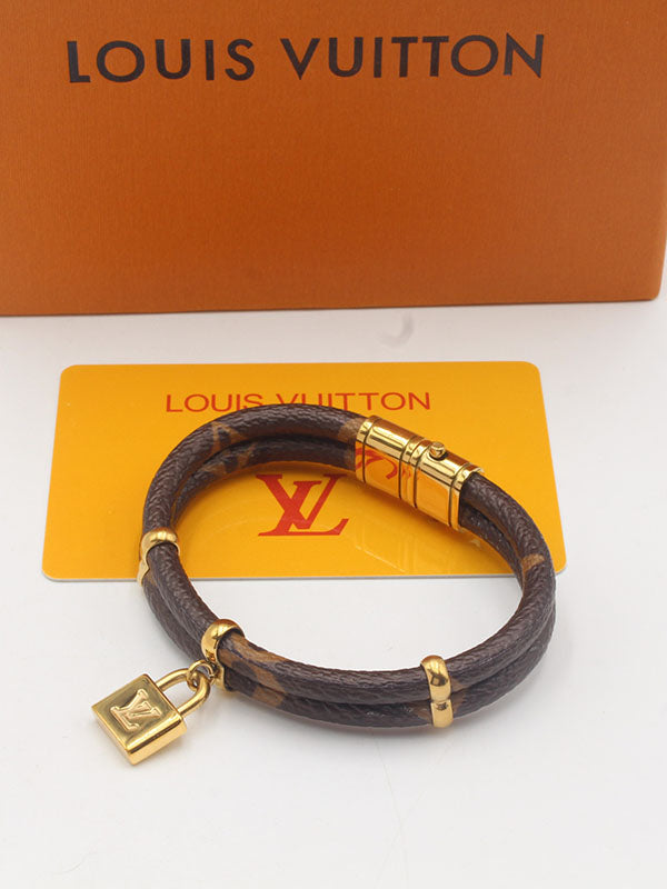 اساور لويس فيتون ليذر نيو لوك اسواره louis vuitton