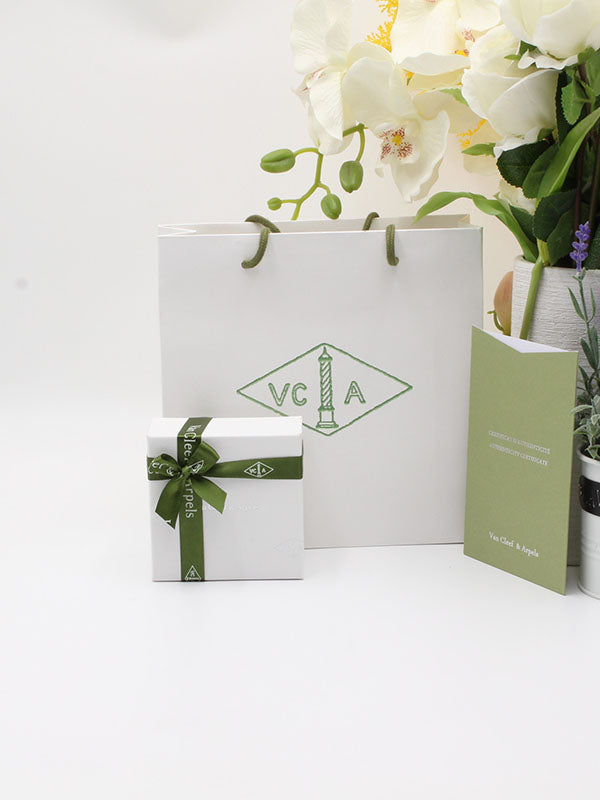 ملحقات فان كليف للاطقم كيس كبير هدايا van cleef