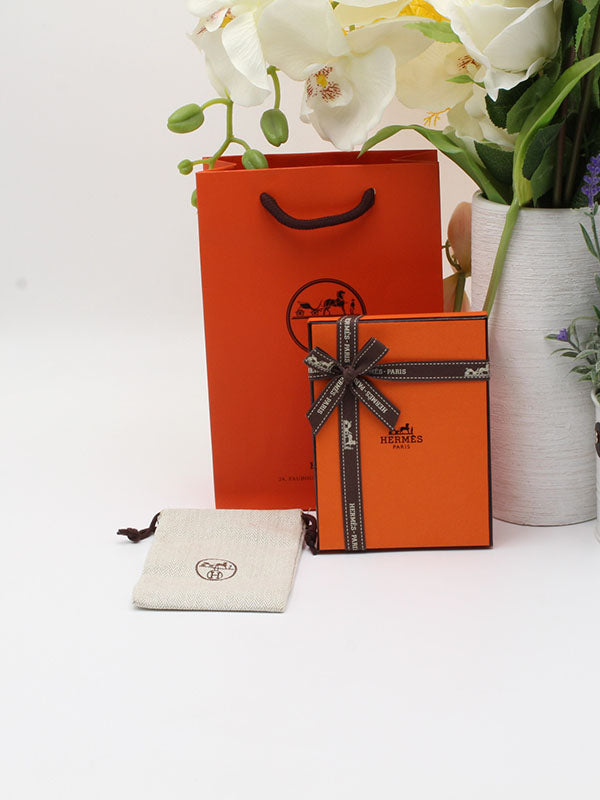 ملحقات هيرمز الجديده للاطقم هدايا HERMES