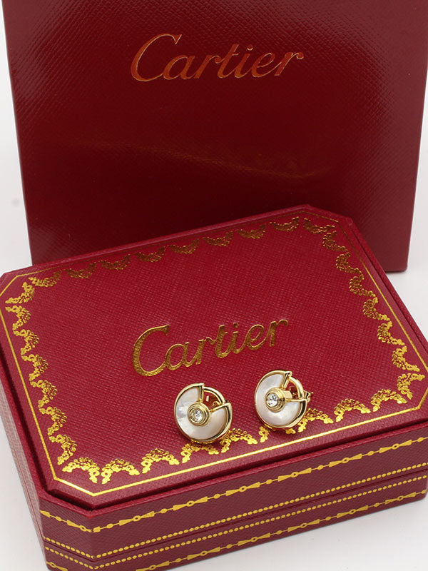 حلق كارتير شيل ابيض لوقو حلق CARTIER ذهبي